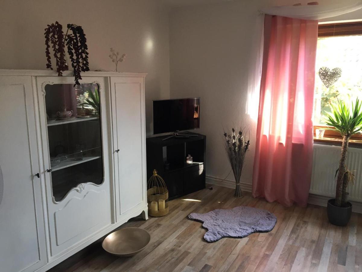 Chrissis Ferienwohnung Бремерхафен Экстерьер фото
